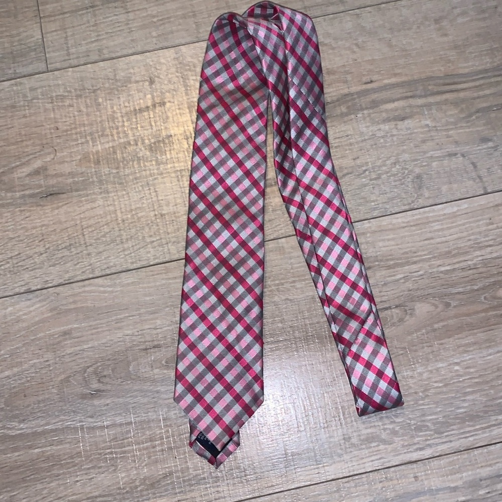 JF J. ferrar pink red plaid office formal tie